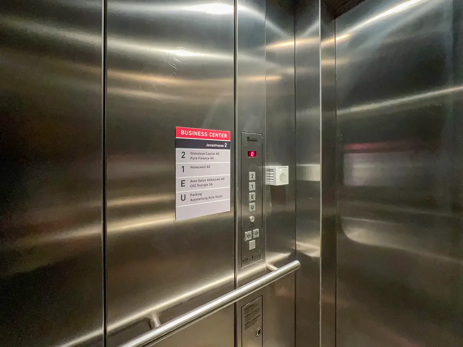 Gebäudeübersicht im Lift