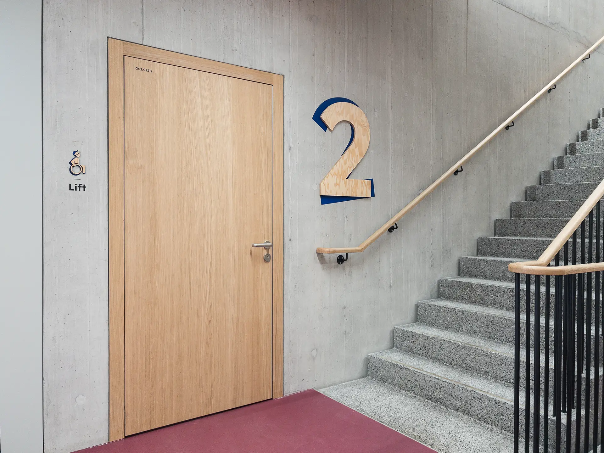 Geschossziffer bei Treppe