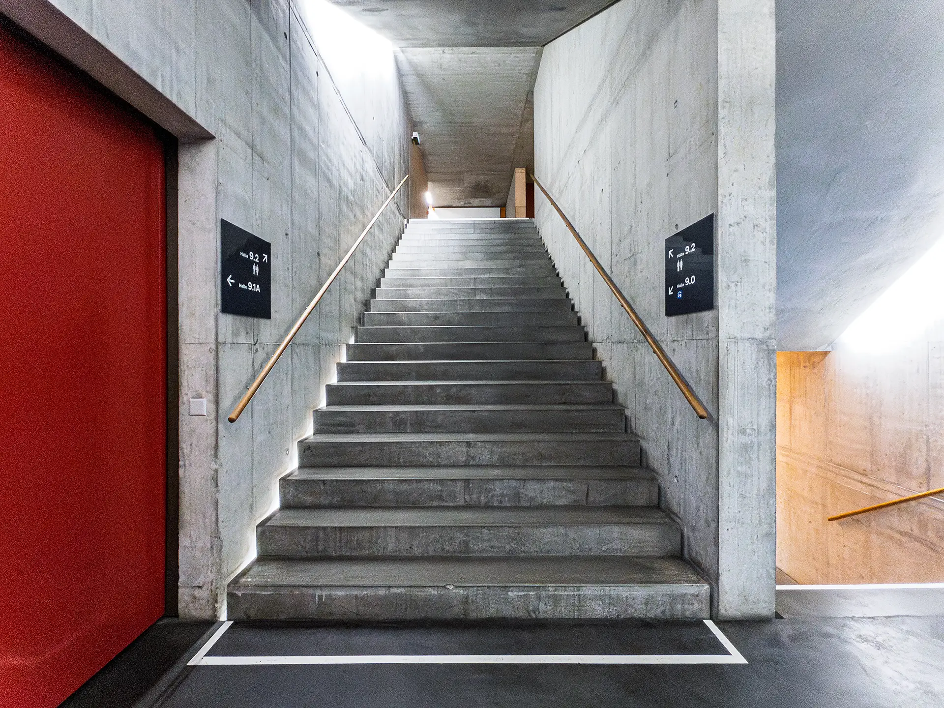 Treppe in Halle 9